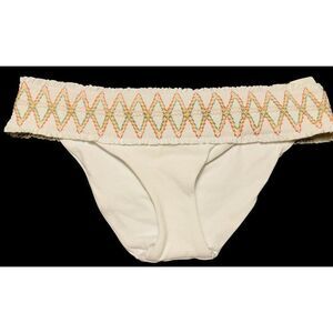 Isabella Rose Crystal Cove Sz M Embroidered Smocked Hipster Bikini Bottom NEW
